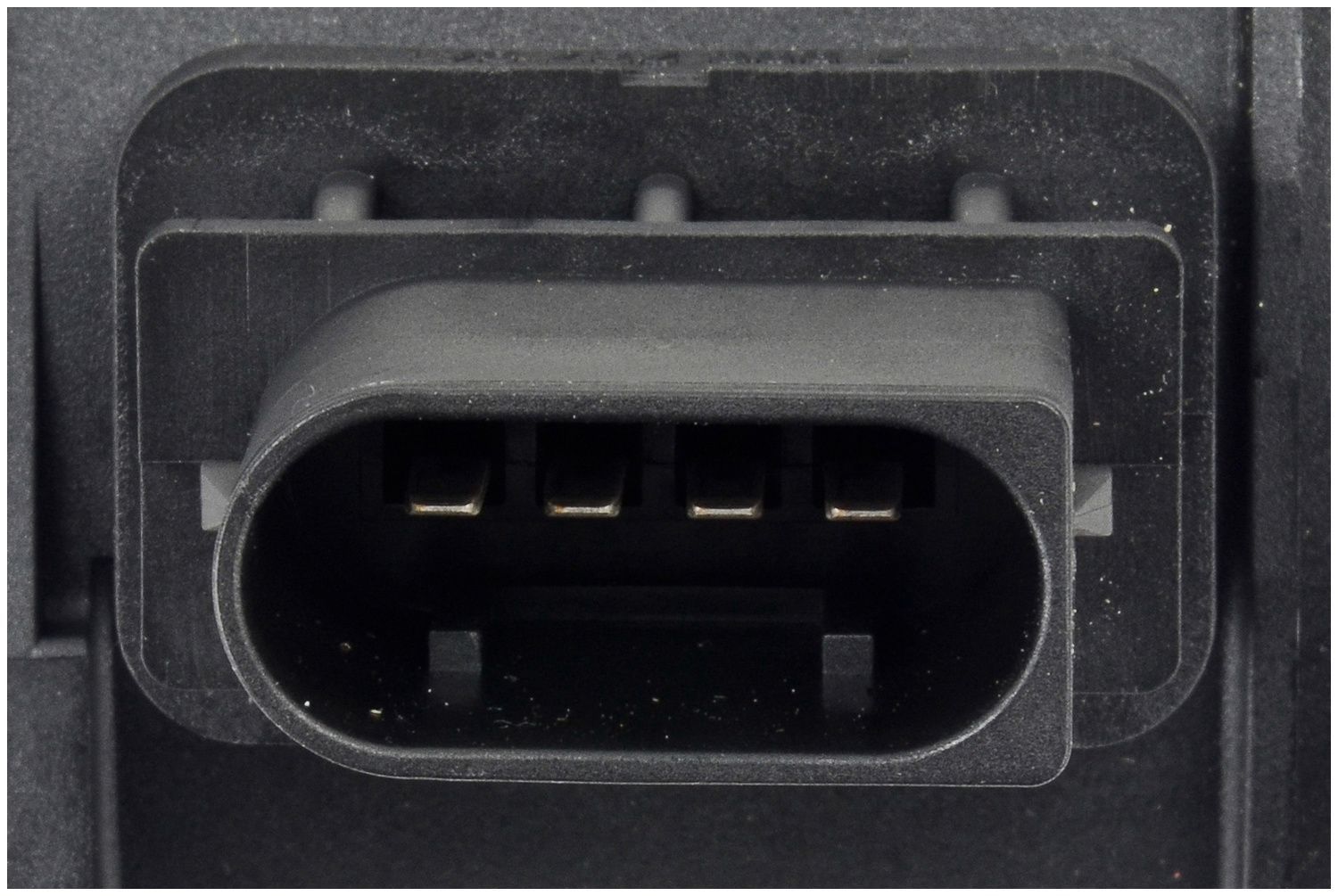 https://images.wrenchead.com/smartpages/partinfo_resize/BOS/6/67/0281006147connector.jpg
